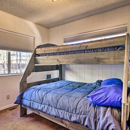 Pinetop Retreat With Hot Tub 3 Homes For Price Of 1 Екстериор снимка
