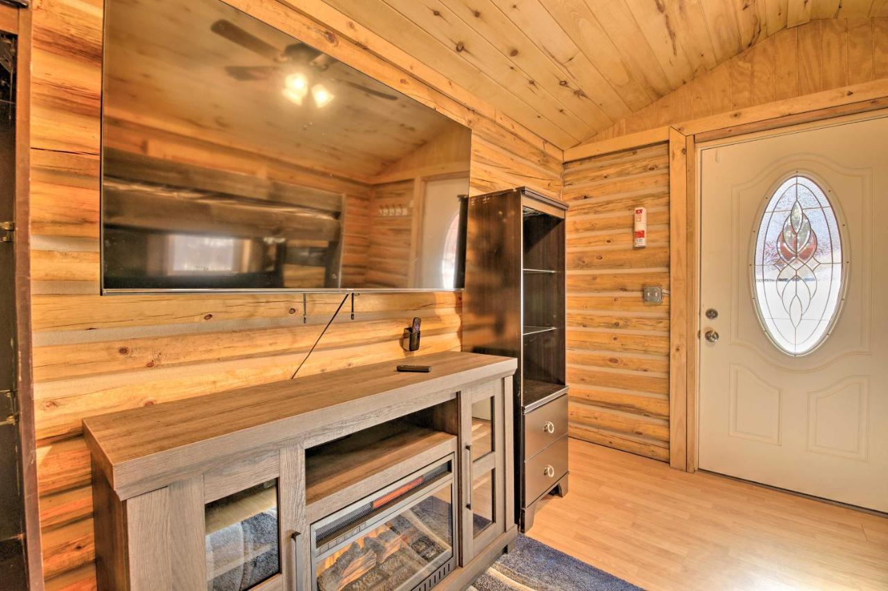 Pinetop Retreat With Hot Tub 3 Homes For Price Of 1 Екстериор снимка